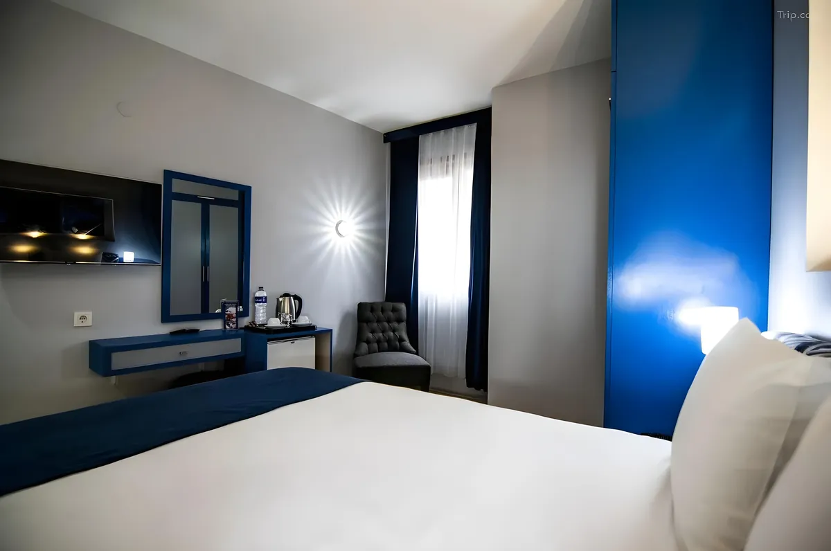 The Comfort Double at Lapis Inn