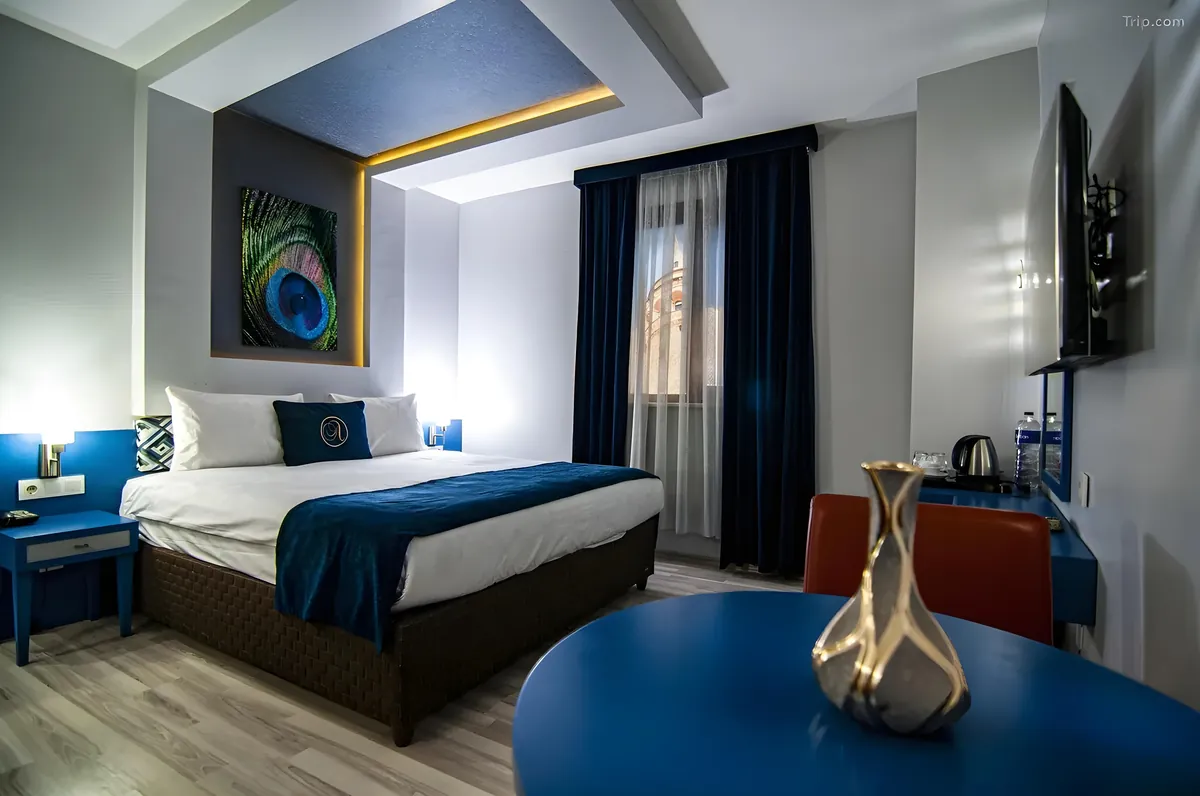 The Deluxe Room at Lapis Inn
